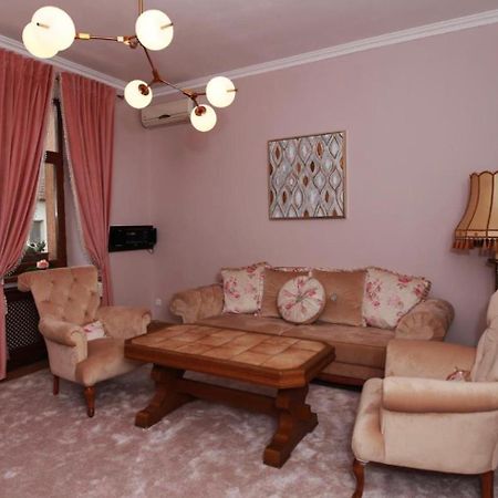 Hotel-Pensiunea Zefir Тимишоара Экстерьер фото