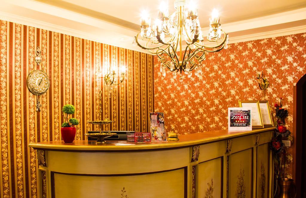 Hotel-Pensiunea Zefir Тимишоара Экстерьер фото
