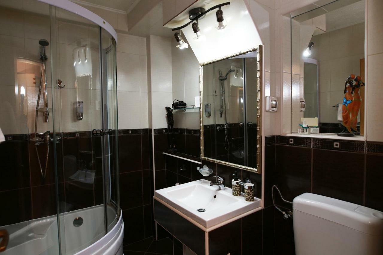 Hotel-Pensiunea Zefir Тимишоара Экстерьер фото