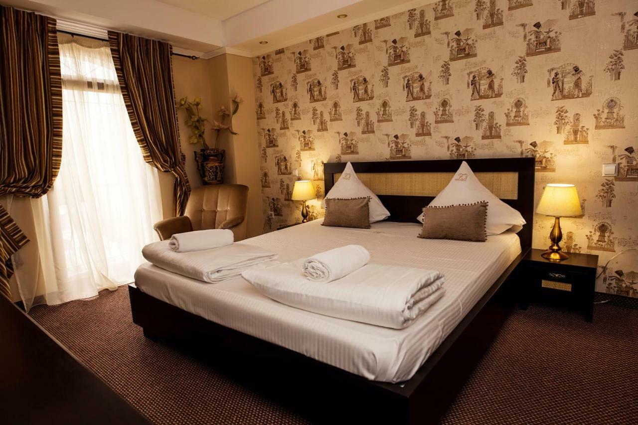 Hotel-Pensiunea Zefir Тимишоара Экстерьер фото