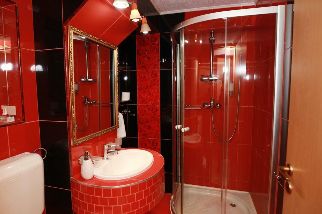 Hotel-Pensiunea Zefir Тимишоара Экстерьер фото